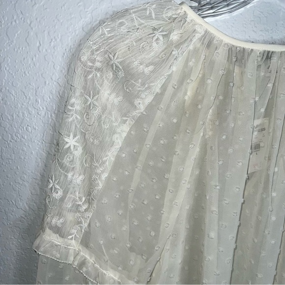 Express Top Women Small Blouse Shirt White Sheer Textured Ruffled Dot B16 - Picture 7 of 10